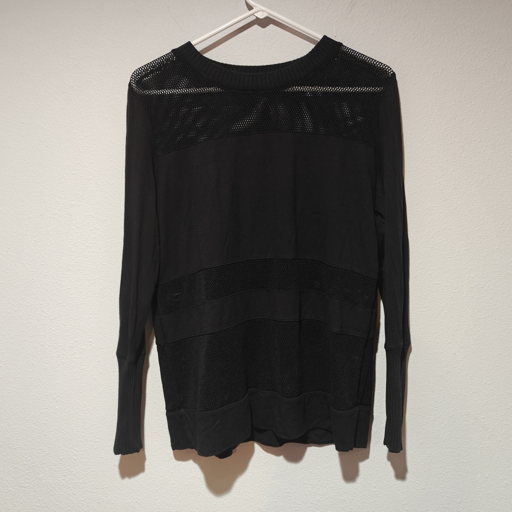 Alo Yoga Plank Mesh Long Sleeve Medium Black Fish Net Ribbed Sleeve Cuff - Picture 3 of 5